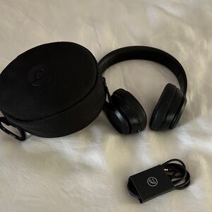 Beats by Dre Black headphones